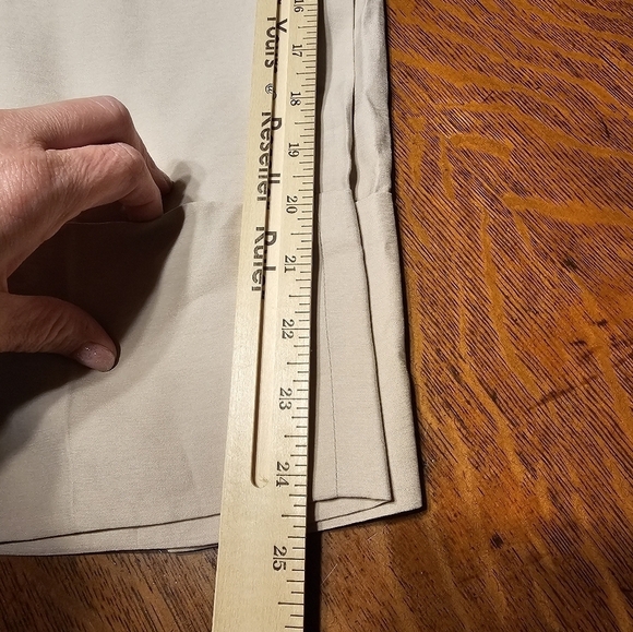 Zara Khaki Satin Cropped Trousers Women's Size Small NWT - Picture 3 of 12